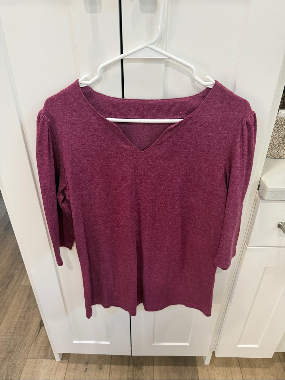 Women's V-Neck 3/4 Sleeve Top - Plum